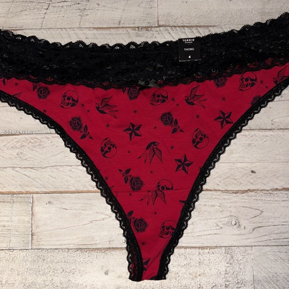 Torrid 2-Pair Of Thongs Size 4X (26) NWT! - Picture 4 of 11